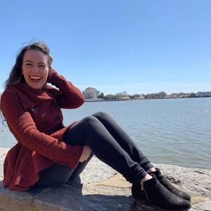 Meet your Posher, Véronique